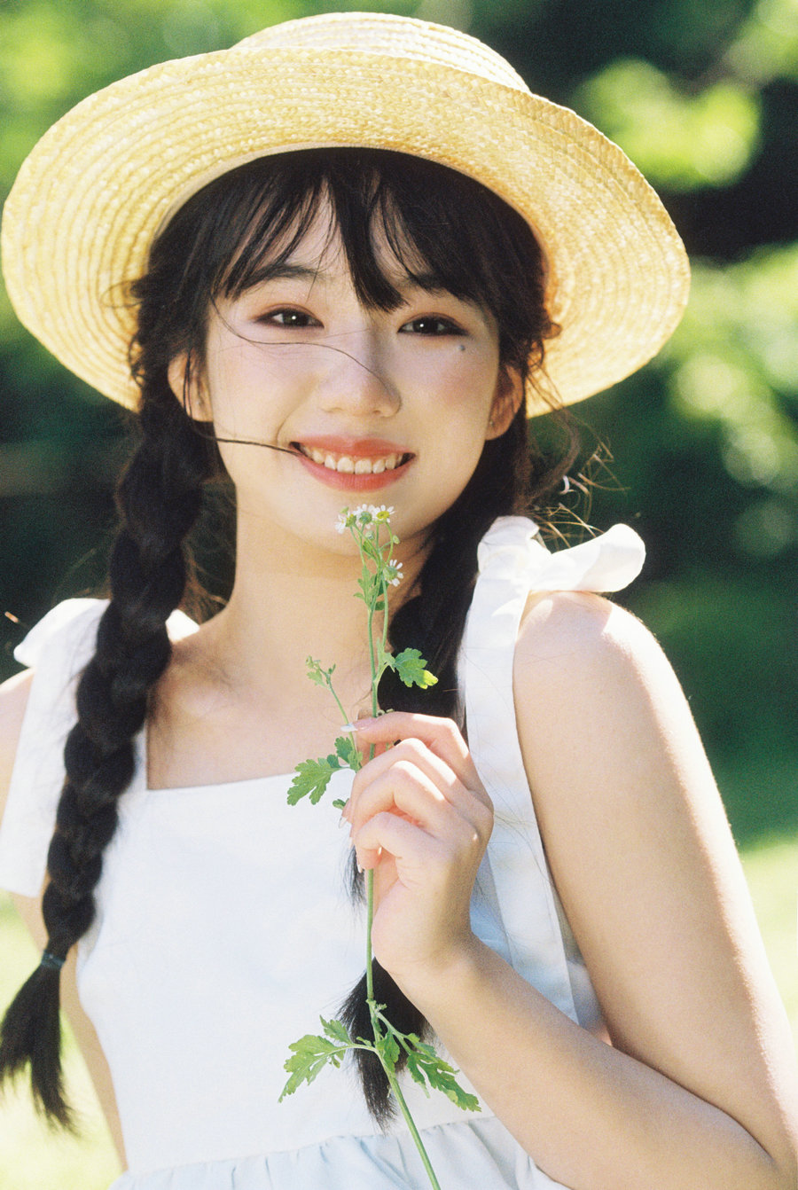 [YITUYU]艺图语 2025.06.28 风吹半夏 。[18P-122MB]