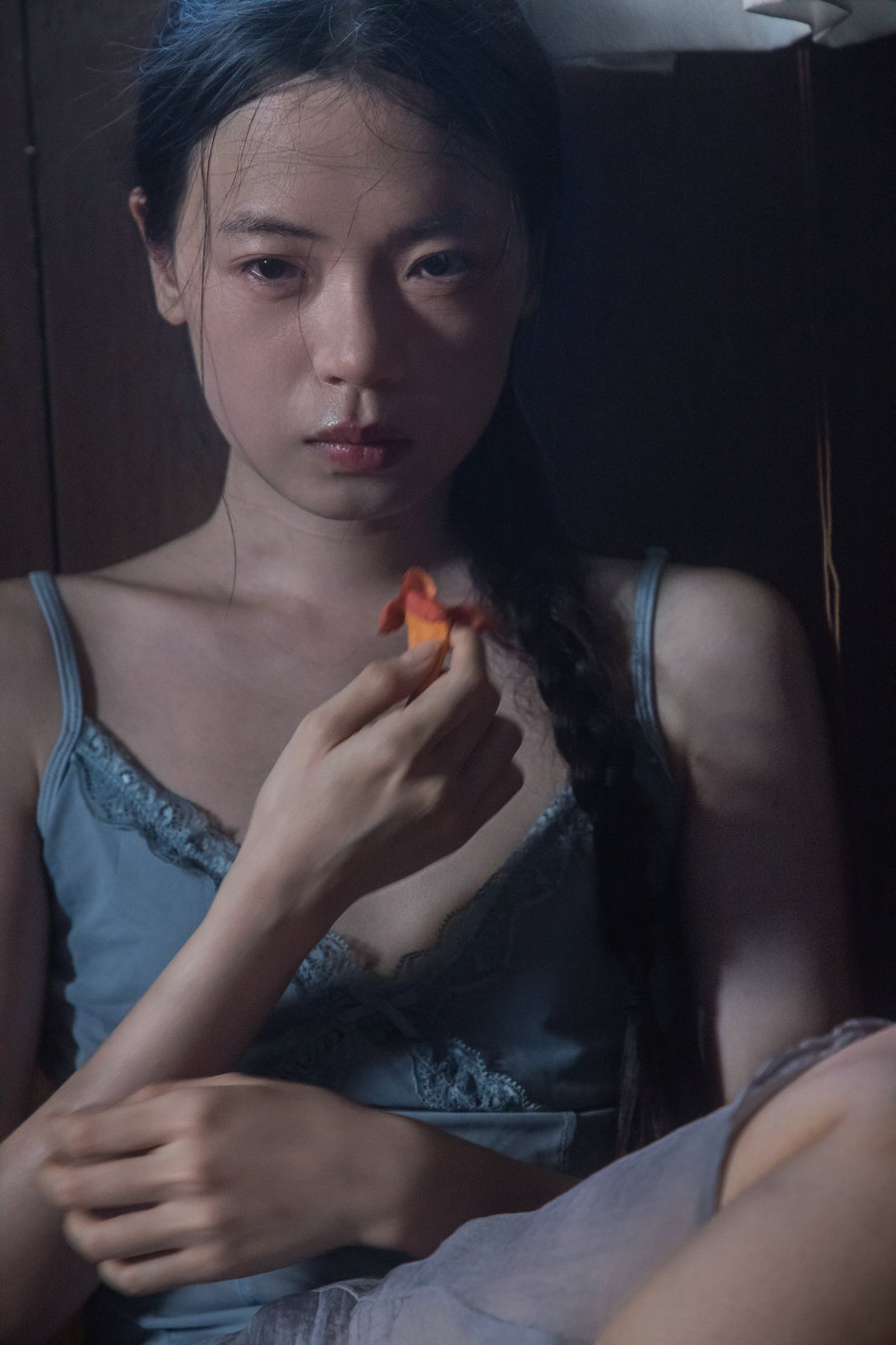 [YITUYU]艺图语 2025.06.28 光，海棠花和女孩 蔡景梵 [18P-322MB]