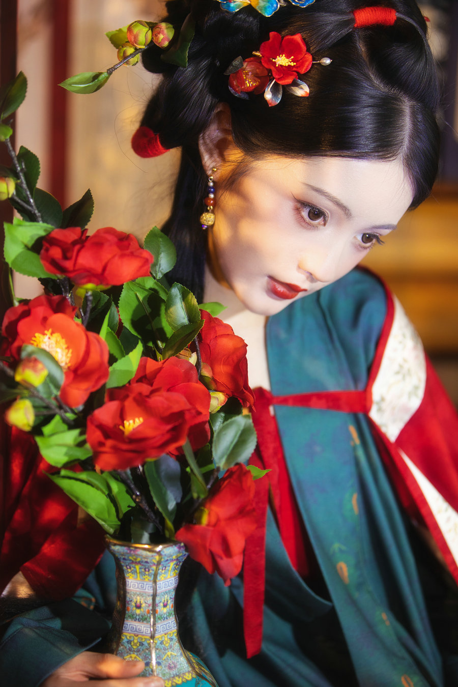 [YITUYU]艺图语 2025.06.28 一室春深 吴莹琨琨 [20P-258MB]