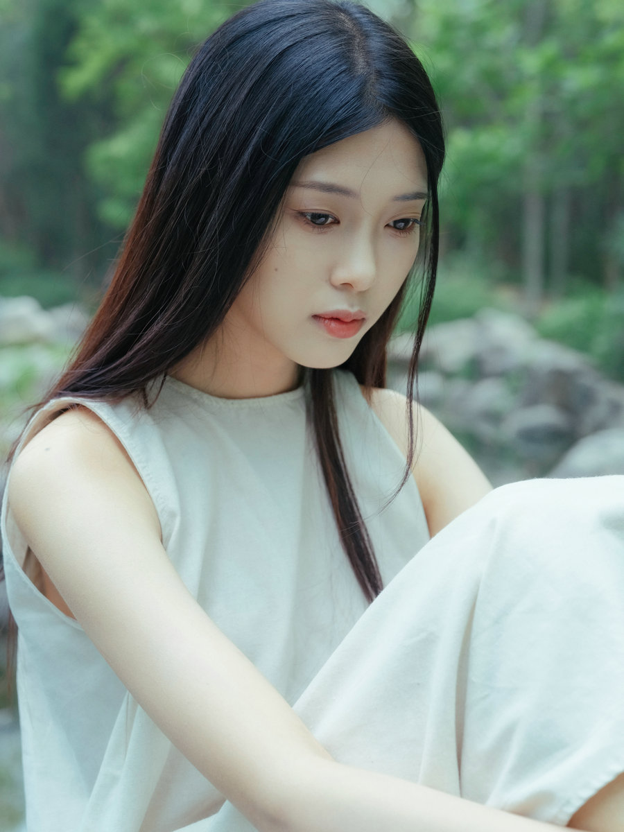 [YITUYU]艺图语 2025.07.01 锦簇 钰清风 [26P-489MB]