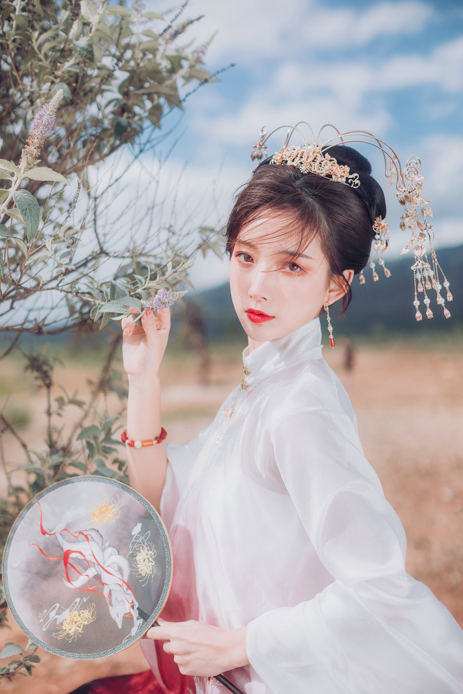 [YITUYU]艺图语 2025.07.03 火狐 徐十七嘛 [21P-309MB]