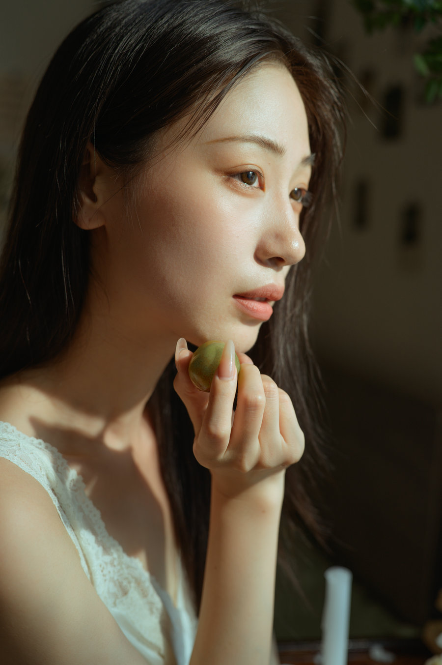 [YITUYU]艺图语 2025.07.01 夏天是一种感觉 依依 [18P-229MB]