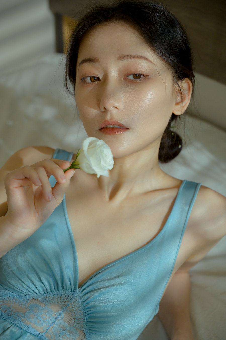 [YITUYU]艺图语 2025.07.09 某个午后 小月 [15P-120MB]