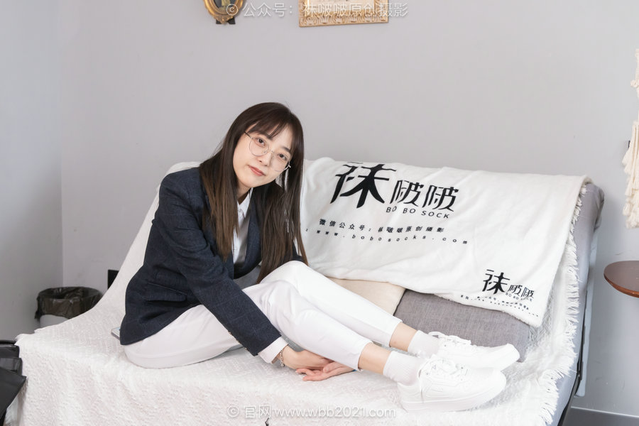 BoBoSocks袜啵啵 No.613 稚予-长靴、板鞋、白棉袜、裸足 [160P1V-6.28GB]