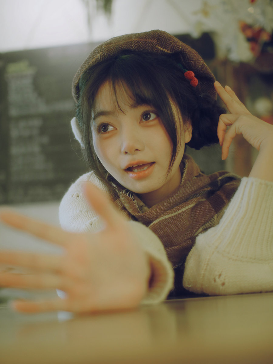 [YITUYU]艺图语 2025.07.15 咖啡馆日系拍照指南 露露 [23P-161MB]