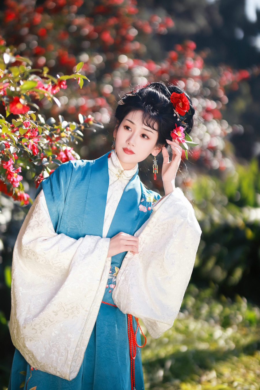 [YITUYU]艺图语 2025.07.15 山茶花开 一只大大大李子 [20P-28MB]