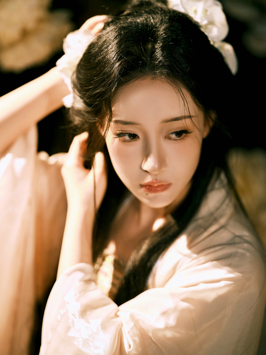 [YITUYU]艺图语 2025.07.15 水仙之灵 tanya [18P-199MB]