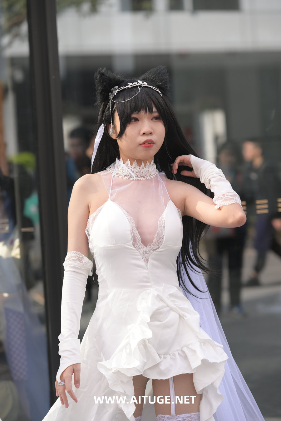 精选街拍视频 No.9738 白色纯欲COS [105P4V-2.20GB]