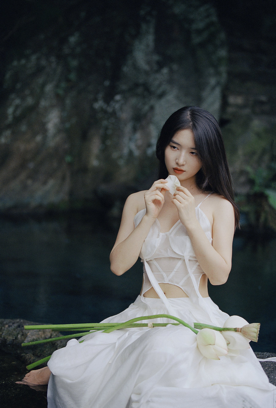 [YITUYU]艺图语 2025.07.24 泉生 Mortal [18P-232MB]