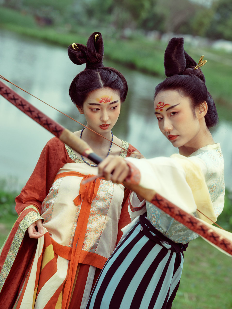 [YITUYU]艺图语 2025.07.27 武周的爱恨情仇 马夫 [46P-860MB]