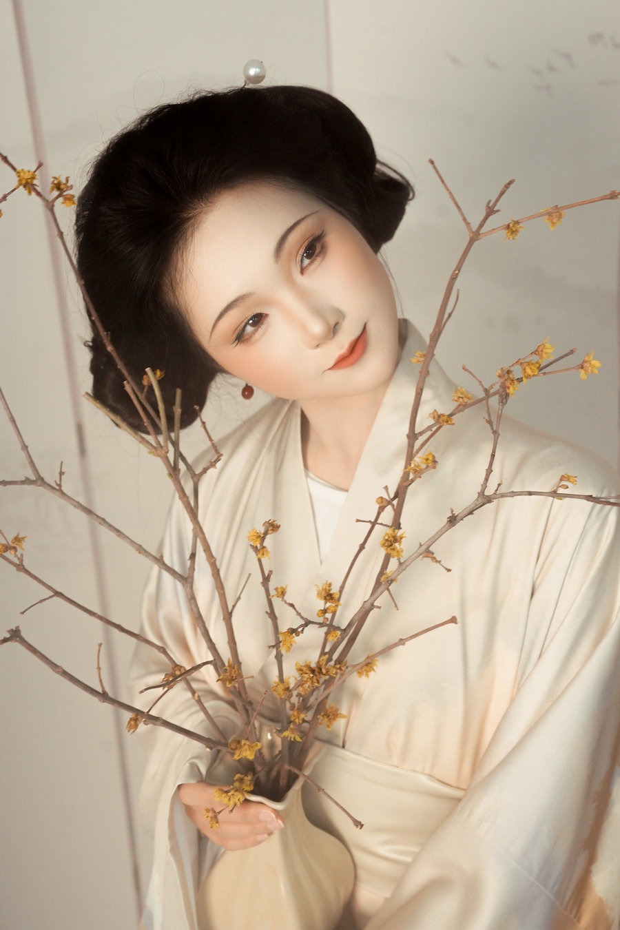 [YITUYU]艺图语 2025.07.28 泥人张仿妆 越月 [13P-340MB]