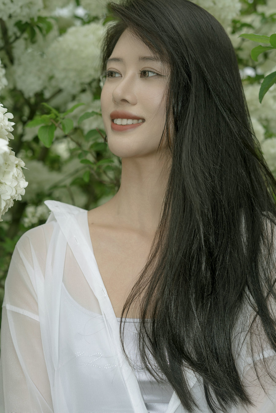 [YITUYU]艺图语 2025.07.30 绣球 Chenaling_CL [19P-535MB]