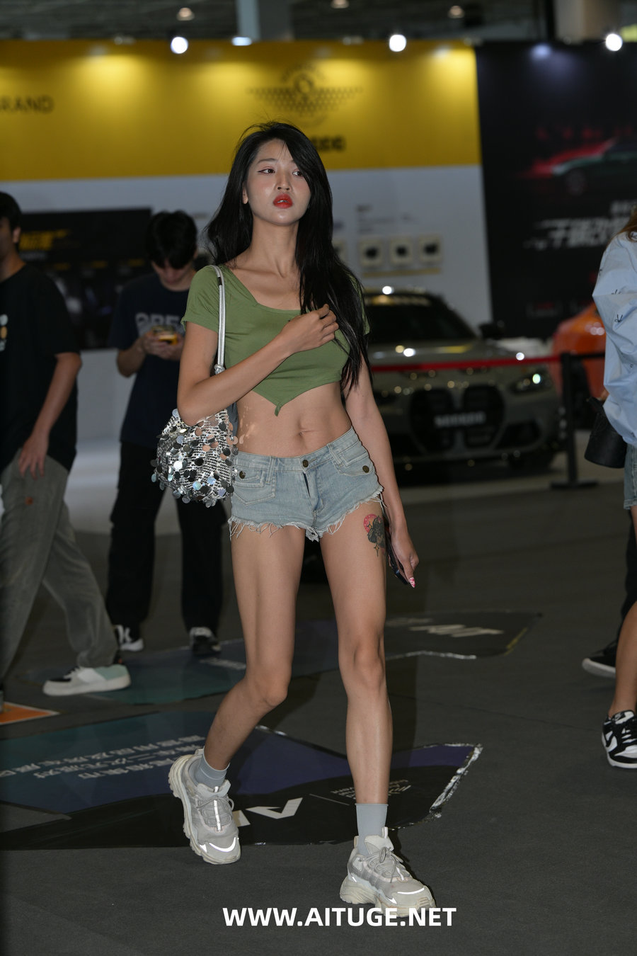 精选街拍视频 No.9790 青春靓丽牛仔短裤 [95P-2.22GB]