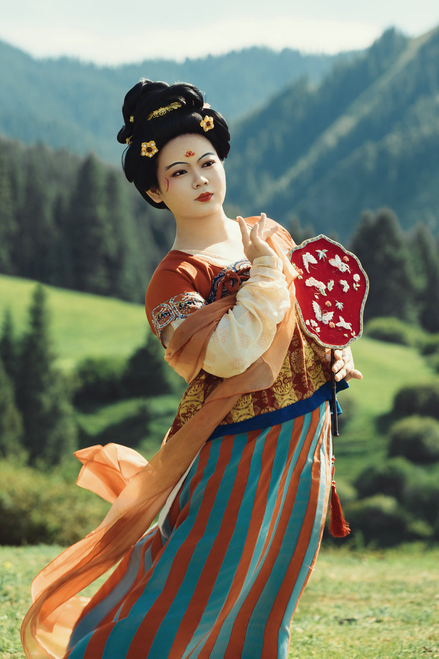 [YITUYU]艺图语 2025.08.01 山野之间 咕咕咕 [30P-347MB]