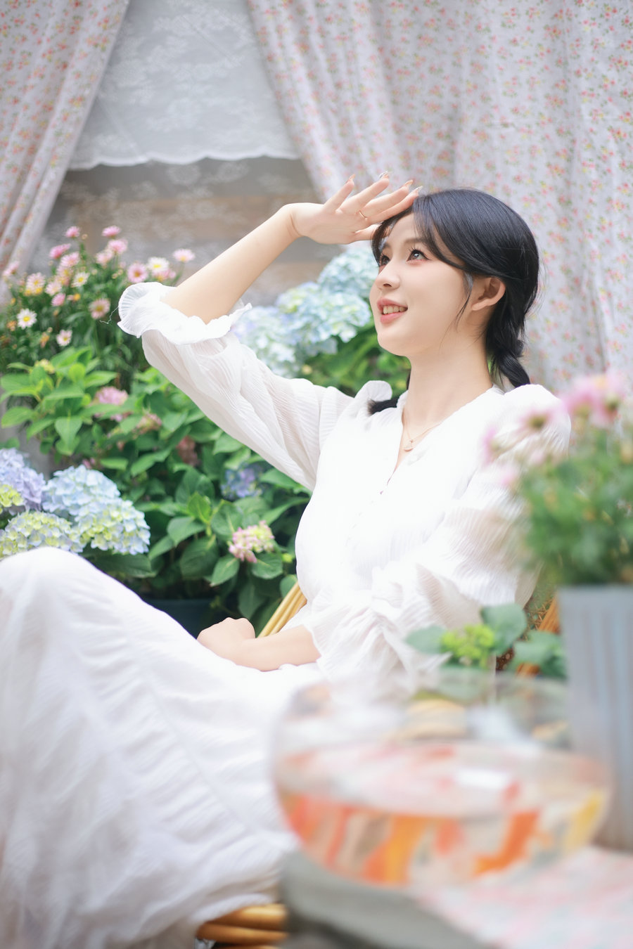 [YITUYU]艺图语 2025.08.01 院子里的金鱼 静子子 [13P-221MB]