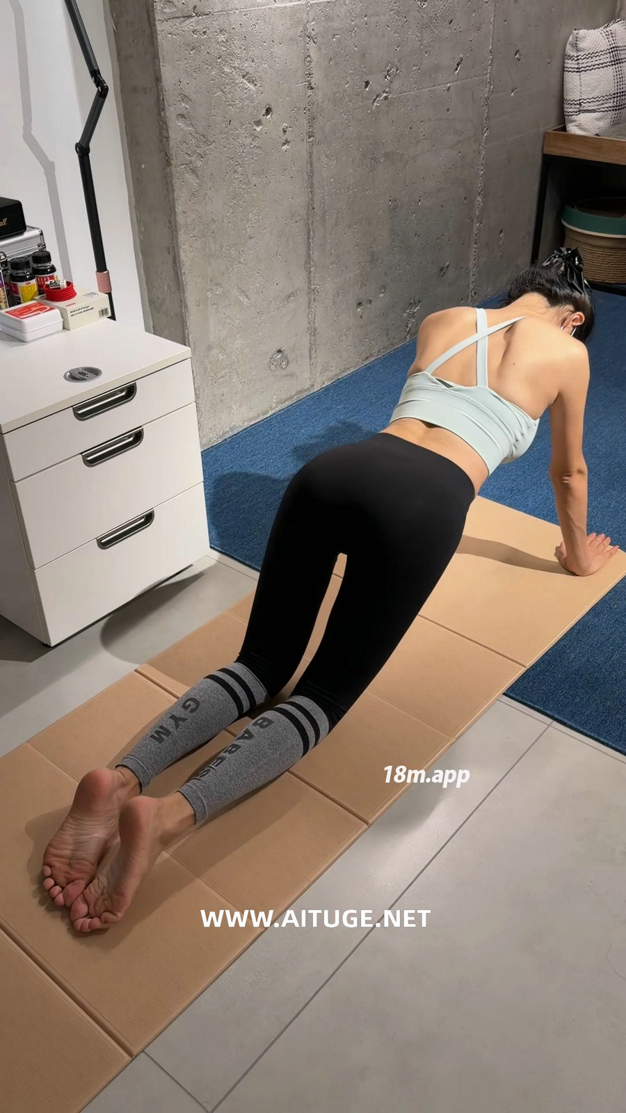 [ROSI写真]小视频系列701 [MP4-78MB]