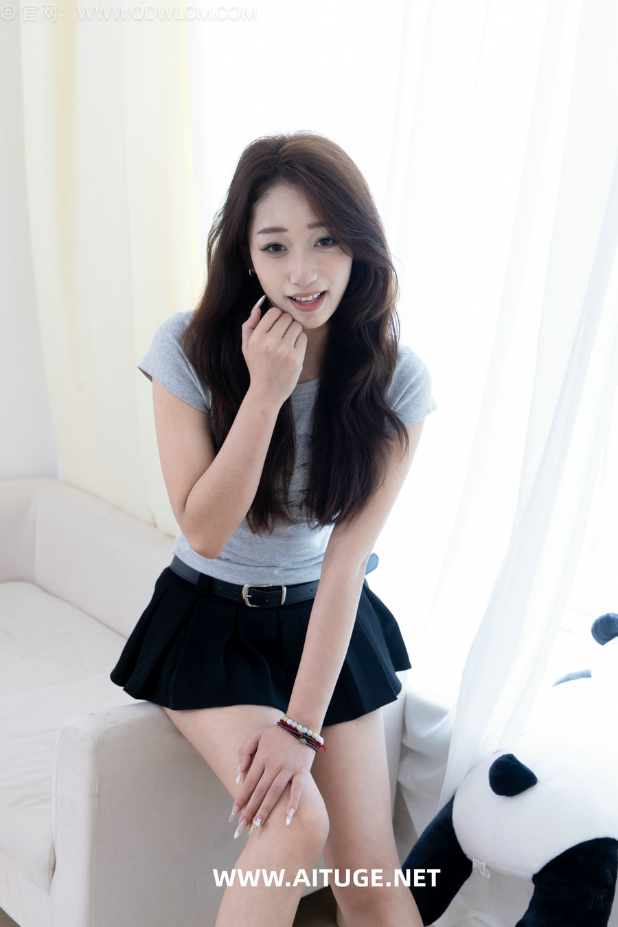 物恋传媒 No.2574 半夏-运动鞋、纯白棉袜、裸足 [158P1V-3.68GB]