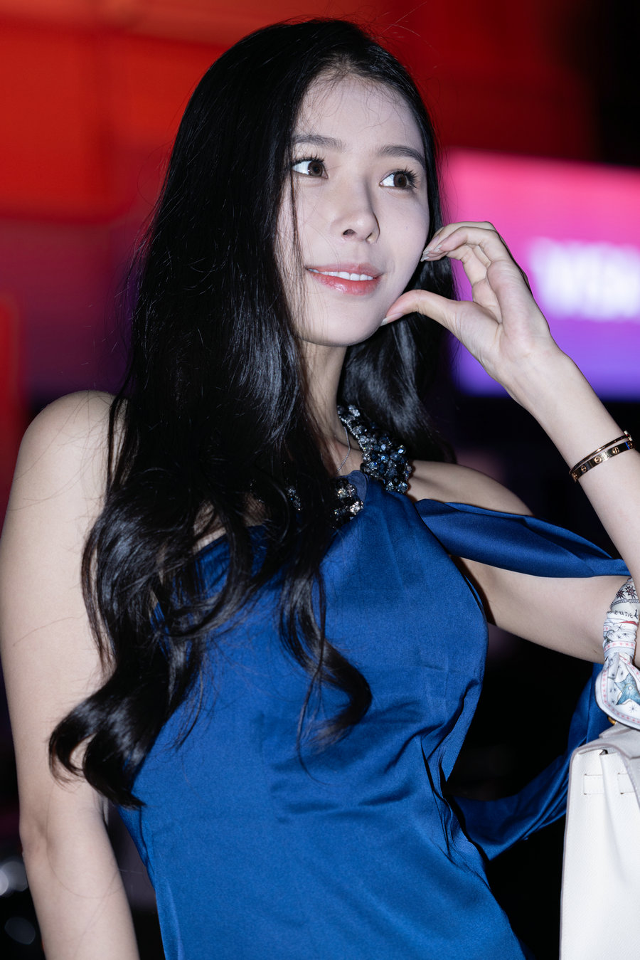 精选街拍视频 No.9816 蓝裙高跟美女 [104P-780MB]