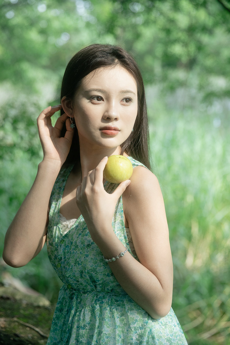 [YITUYU]艺图语 2025.08.06 森林秘境 甜野 [24P-494MB]