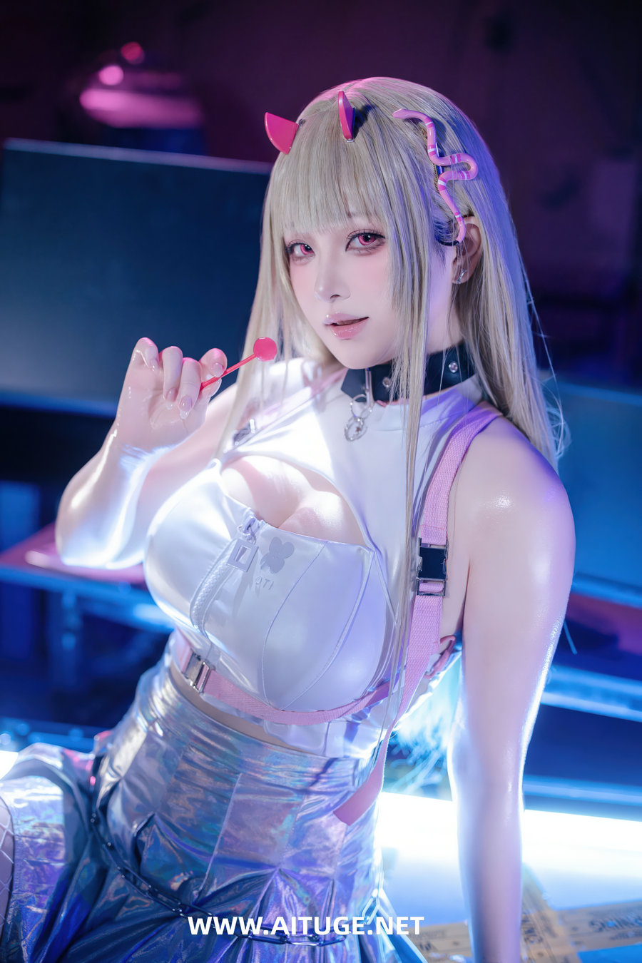 屿鱼 - 胜利女神 妮姬 毒蛇 [86P-1.01GB]