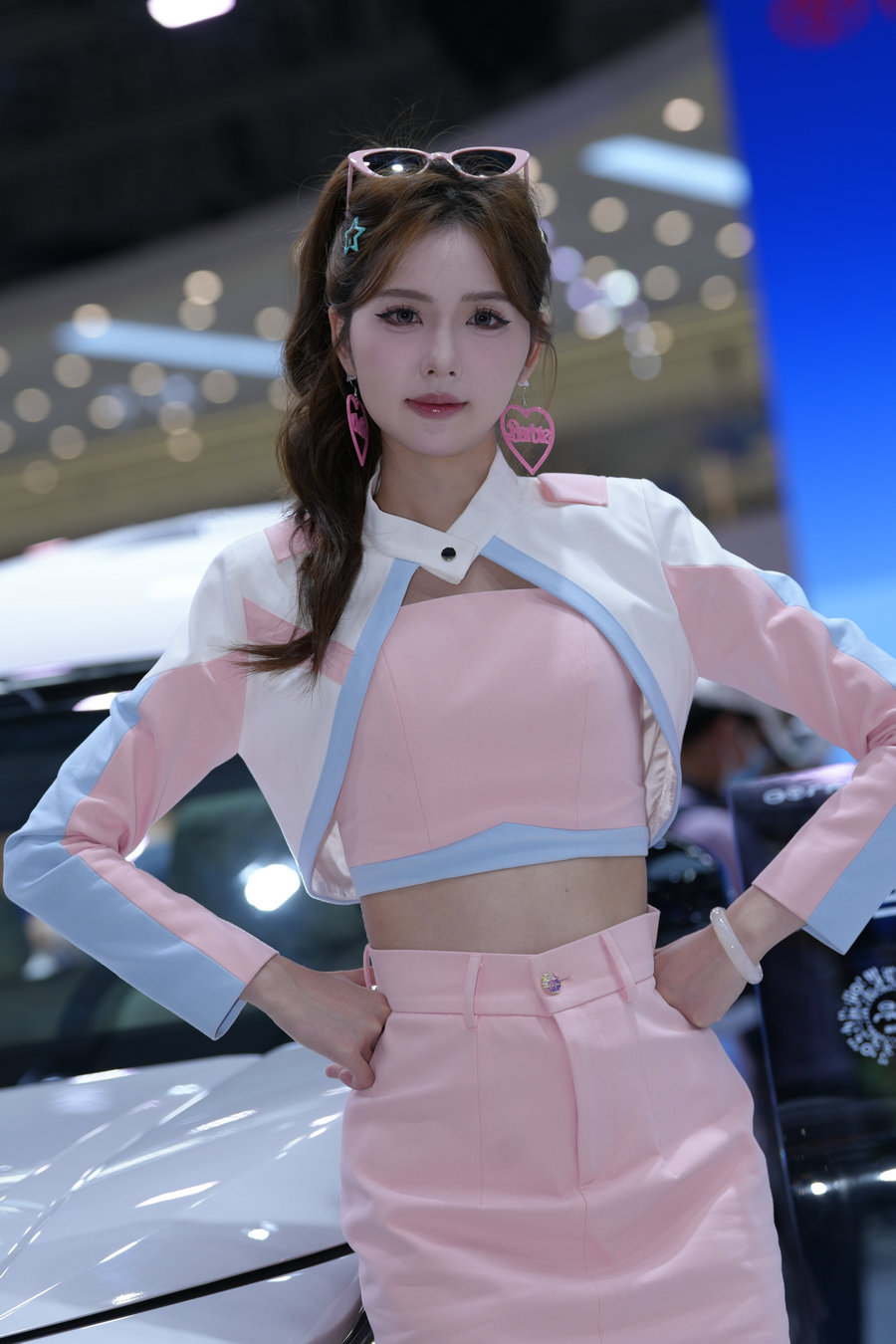 精选街拍视频 No.9848 粉色系沐沐 [33P-613MB]