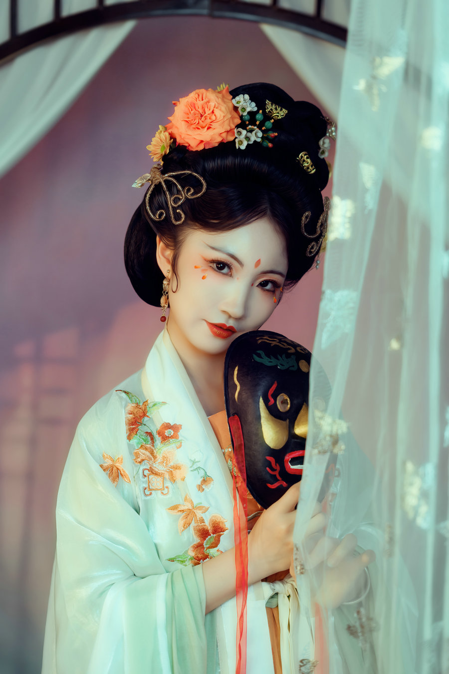 [YITUYU]艺图语 2025.08.10 牡丹花 番茄 [19P-357MB]