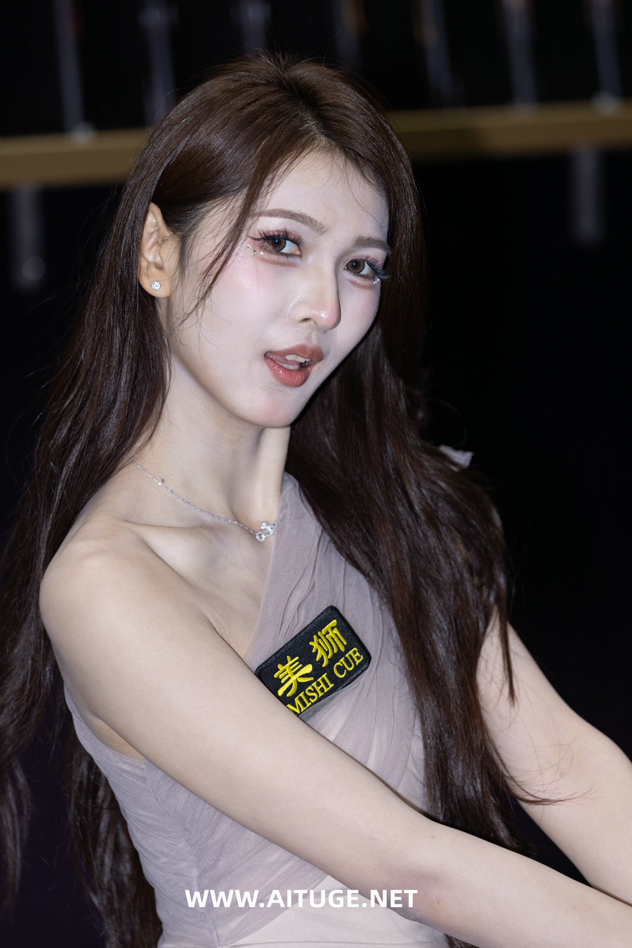 精选街拍视频 No.9861 网红车模蔡悦高跟美足 [104P-908MB]