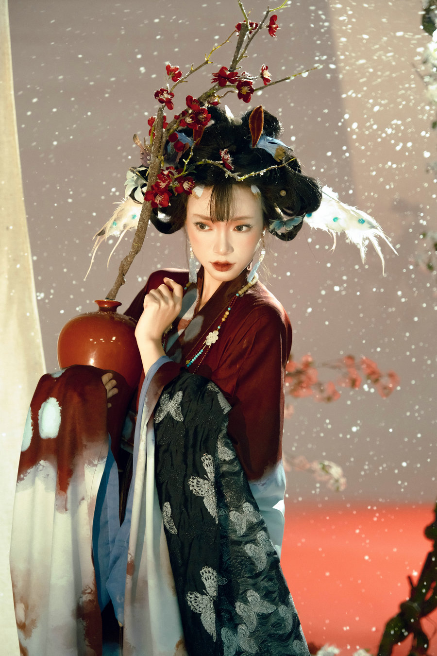 [YITUYU]艺图语 2025.08.12 红蛾仙 桃迟 [20P-368MB]