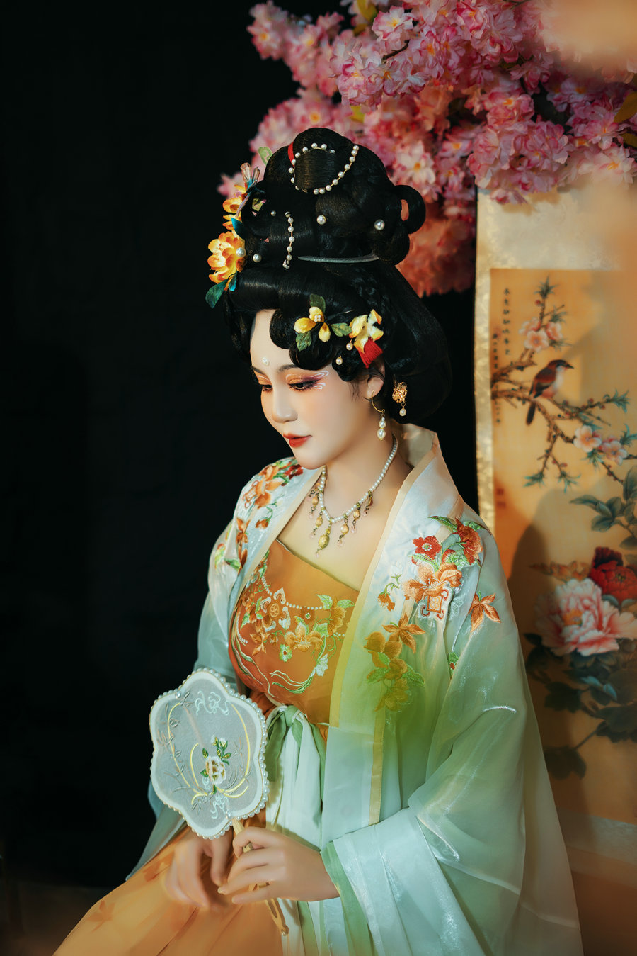 [YITUYU]艺图语 2025.08.13 国色天香 诸葛 [15P-162MB]