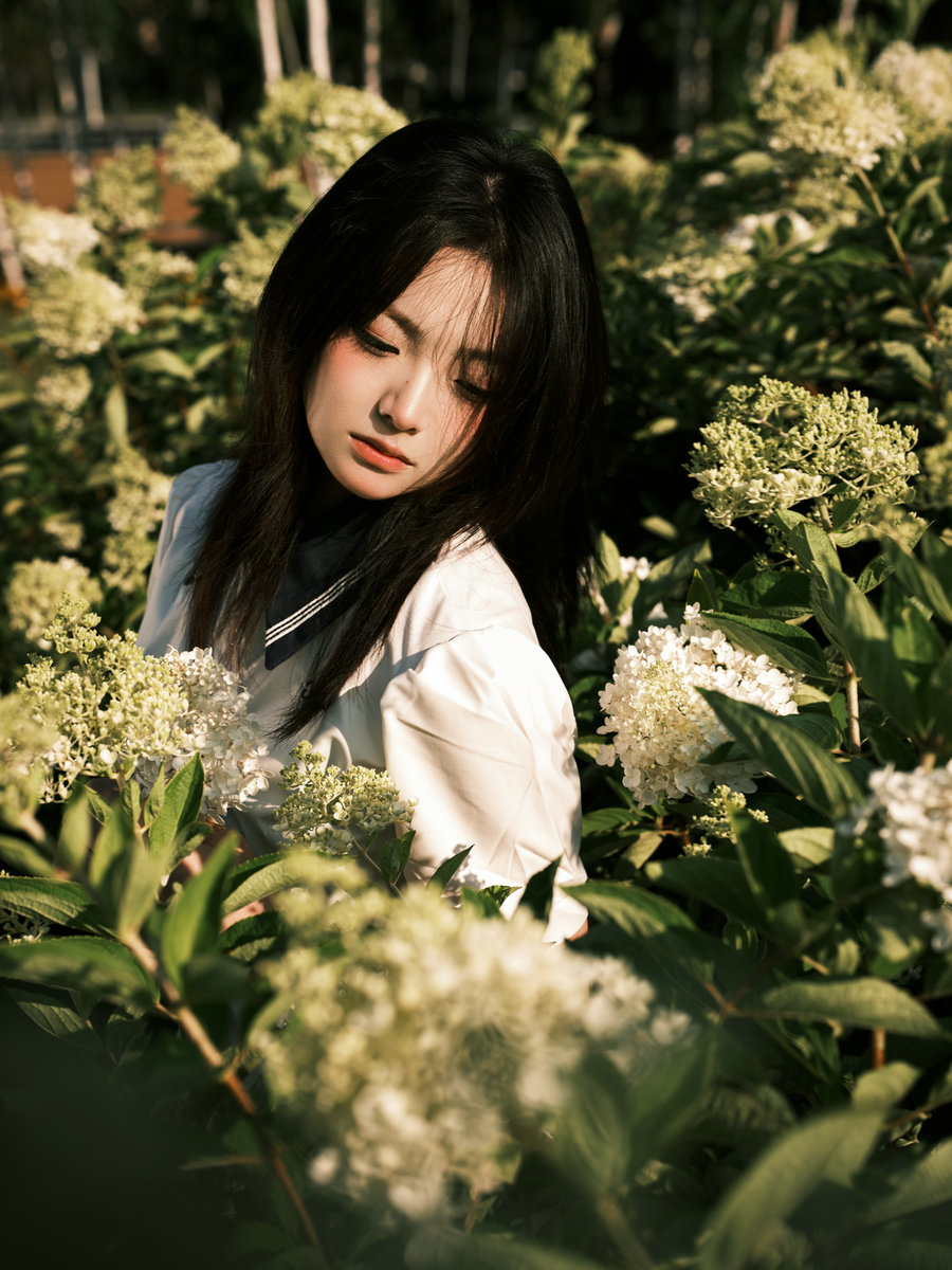 [YITUYU]艺图语 2025.08.13 绣球花 炸洋芋 [13P-250MB]