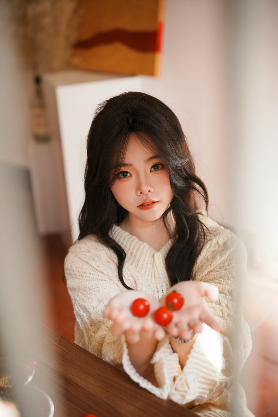 [YITUYU]艺图语 2025.08.14 室内番茄写真 乐迪 [13P-258MB]