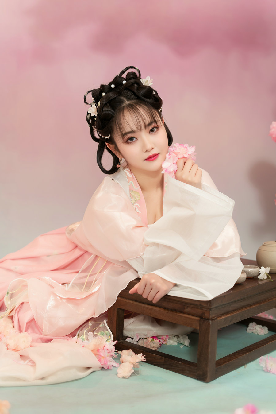 [YITUYU]艺图语 2025.08.14 桃花诺 诸葛 [21P-377MB]