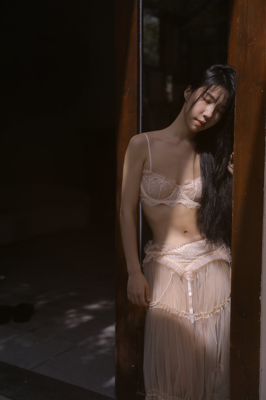 [YITUYU]艺图语 2025.08.18 上午十点的光 野生模特园子 [13P-41MB]