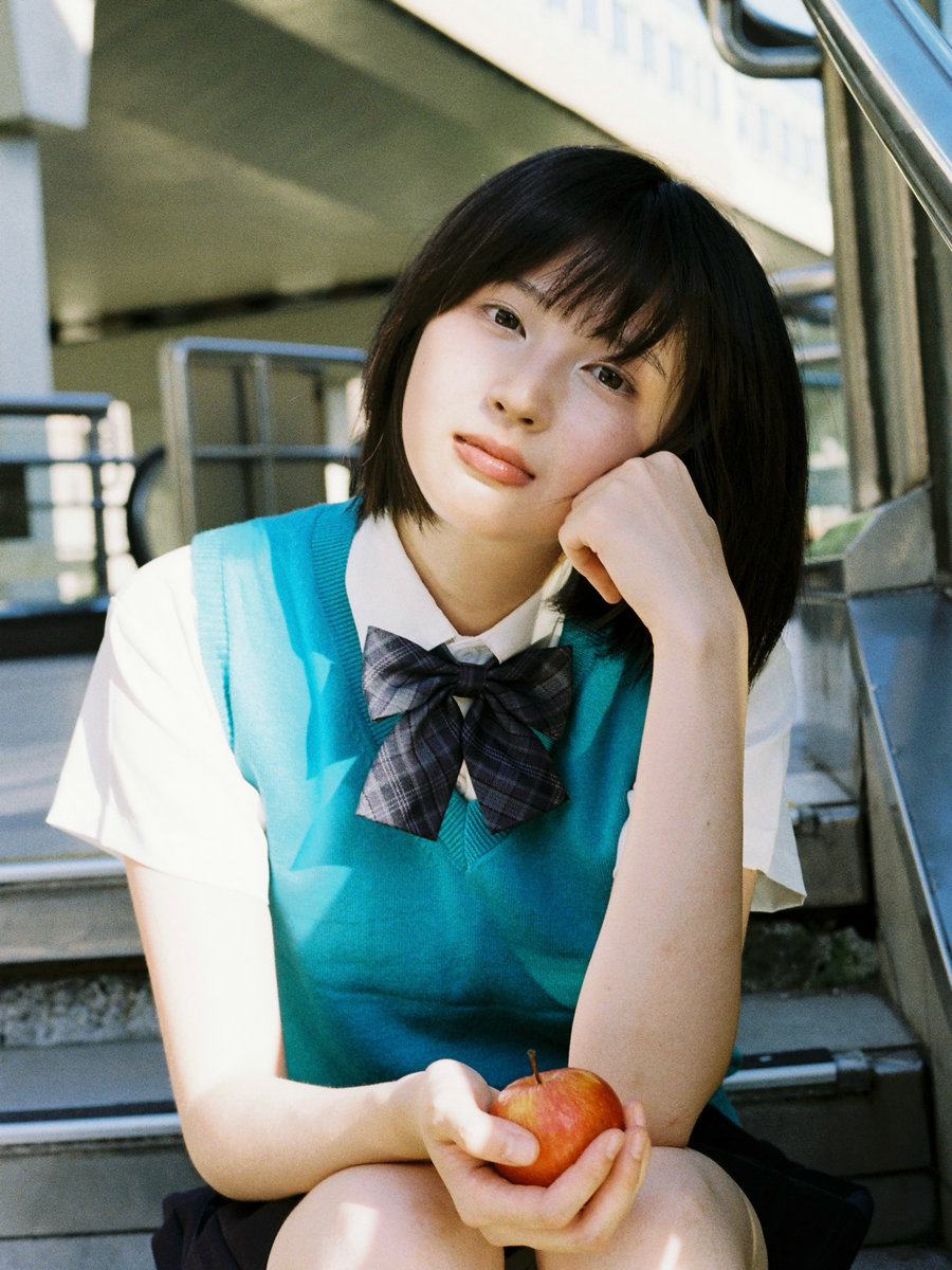 [YITUYU]艺图语 2025.08.19 跃动青春 有小面包 [24P-165MB]