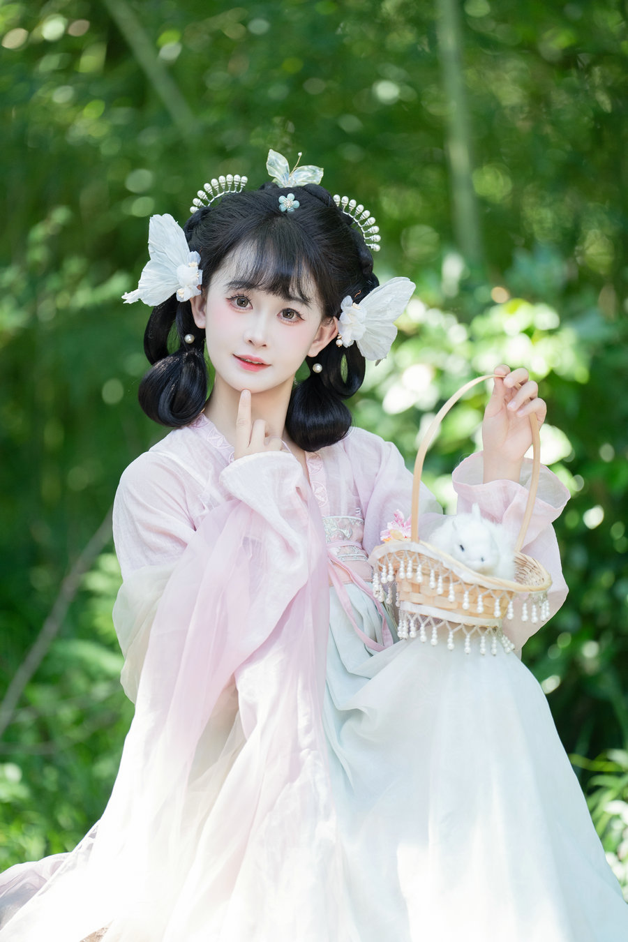 [YITUYU]艺图语 2025.08.21 阳光正好 湫一只岁岁 [39P-961MB]