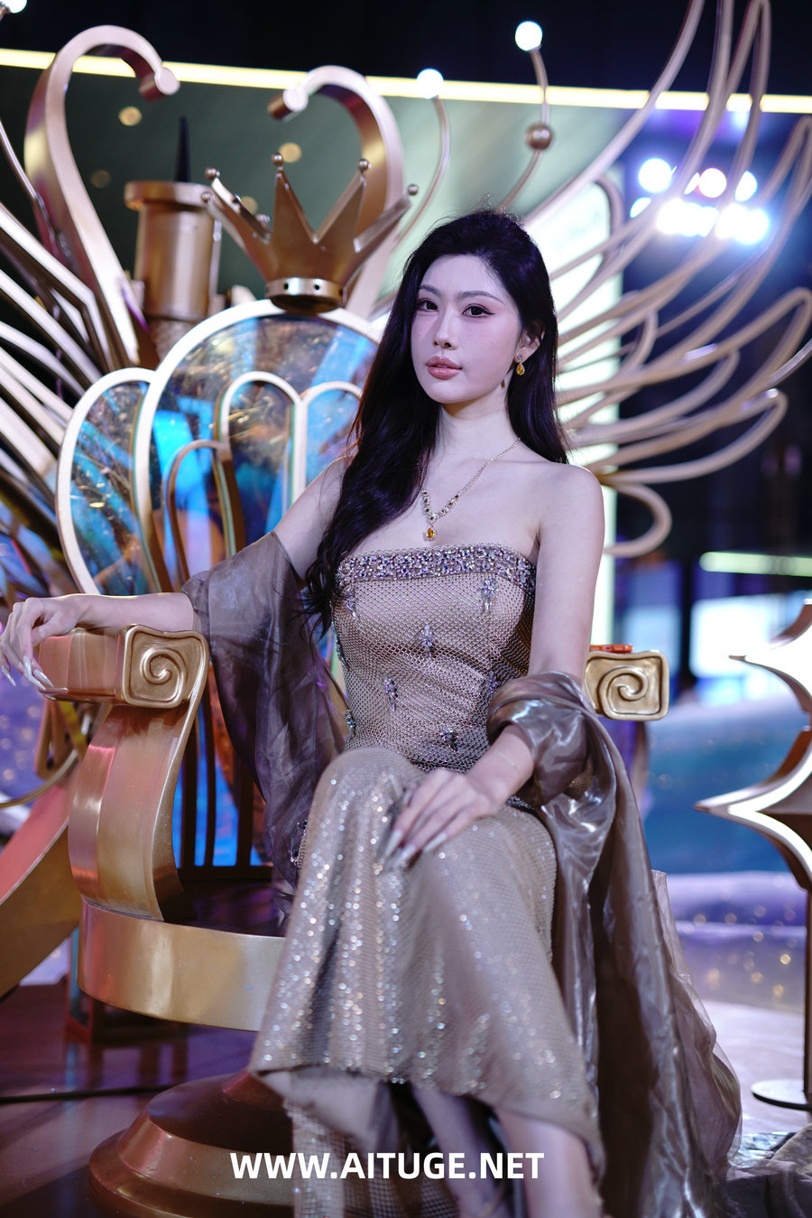 精选街拍视频 No.9950 广州天德广场时尚秀C [698P120V-39.4GB]