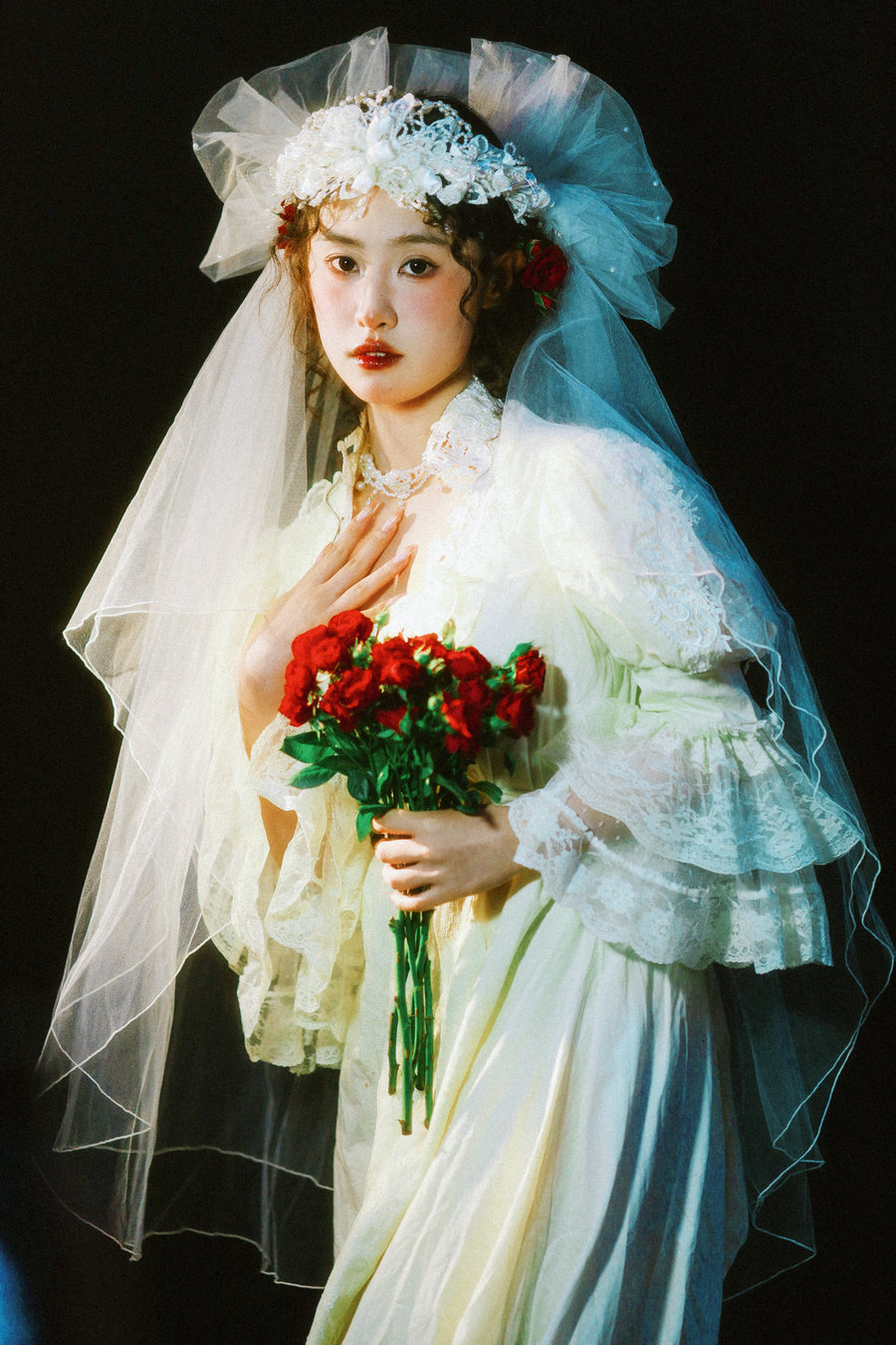 [YITUYU]艺图语 2025.08.26 曾捡到一束光 豆子 [14P-178MB]