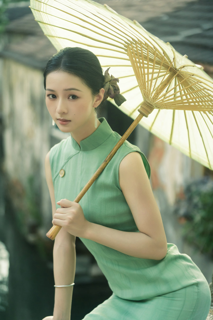 [YITUYU]艺图语 2025.08.26 旗袍 江南女人 沈嘉禾 [13P-191MB]