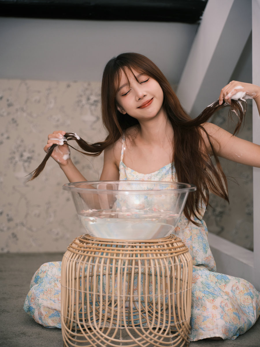 [YITUYU]艺图语 2025.08.26 起床梳洗的阁楼少女 醒醒 [25P-1.19GB]