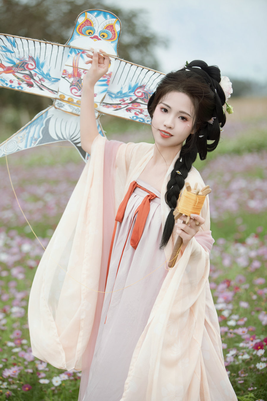 [YITUYU]艺图语 2025.08.27 格桑花海 橘皮一号 [18P-277MB]