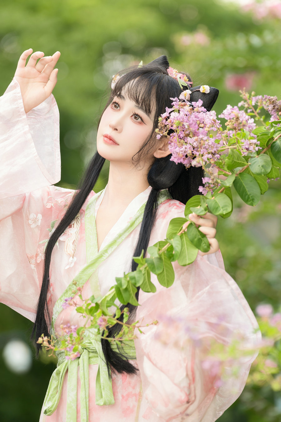 [YITUYU]艺图语 2025.08.28 紫薇花开 湫一只岁岁 [57P-1.29GB]