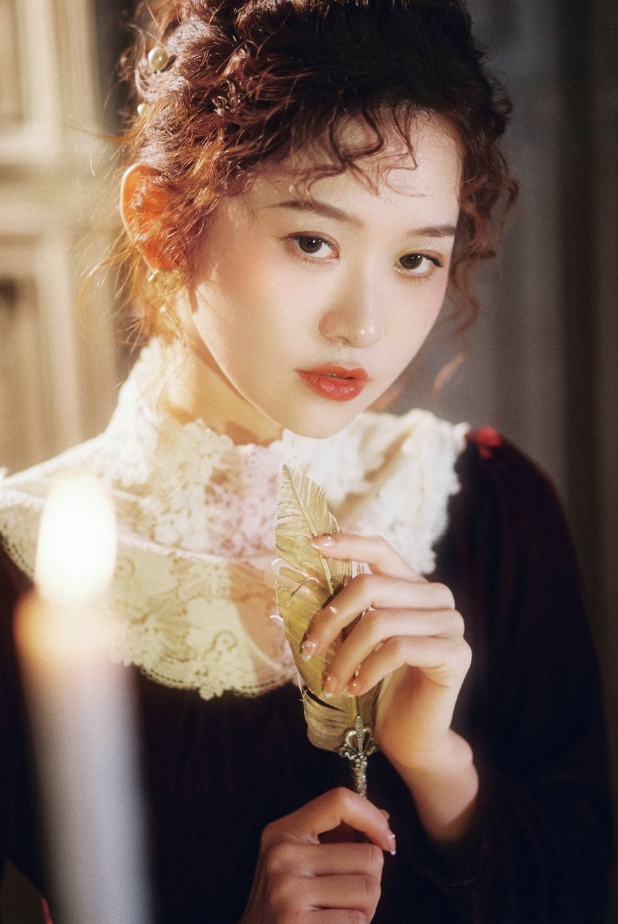 [YITUYU]艺图语 2025.09.04 胶片下的油画少女 秋刀鱼 [9P-49MB]