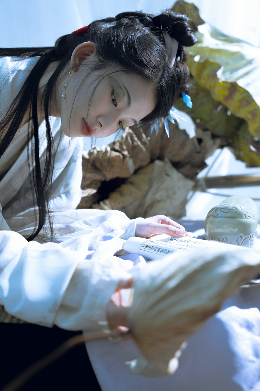 [YITUYU]艺图语 2025.09.04 留得残荷听雨声 二一芝 [28P-584MB]