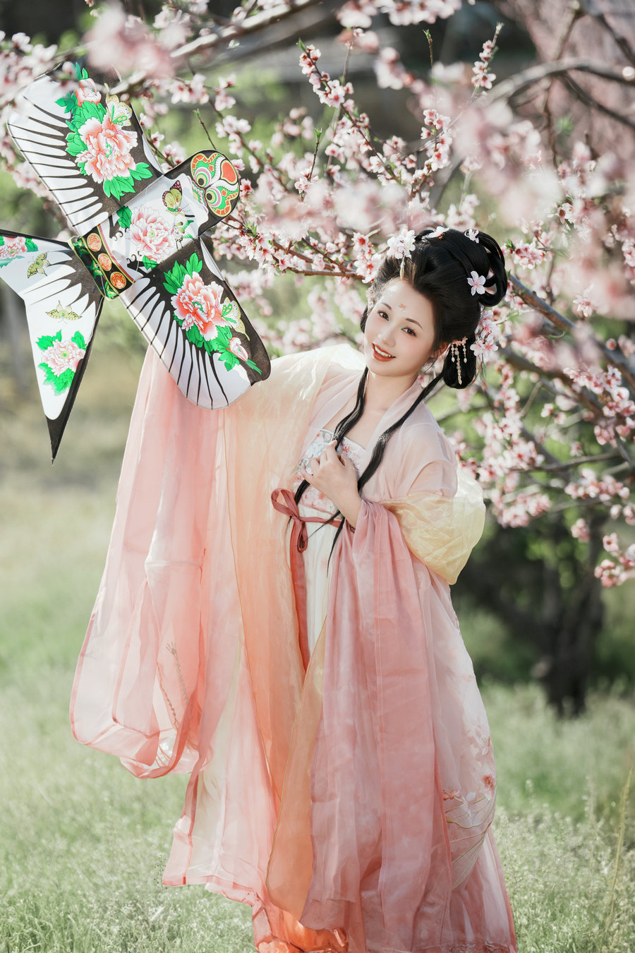 [YITUYU]艺图语 2025.09.04 桃花古风人像拍摄 泱泱泱呀 [20P-156MB]