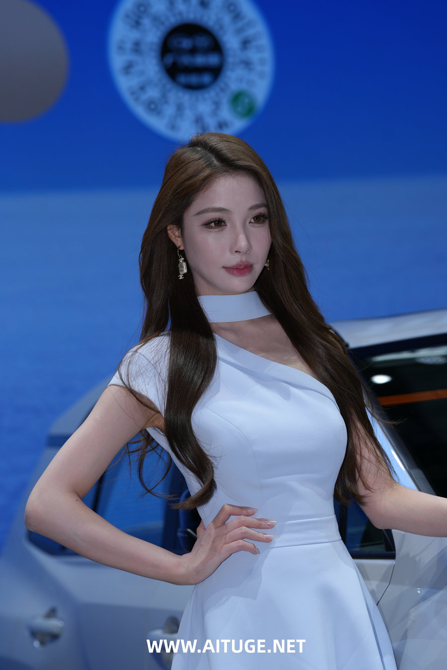 精选街拍视频 No.10032 蓝色长裙小夏baby [50P-918MB]