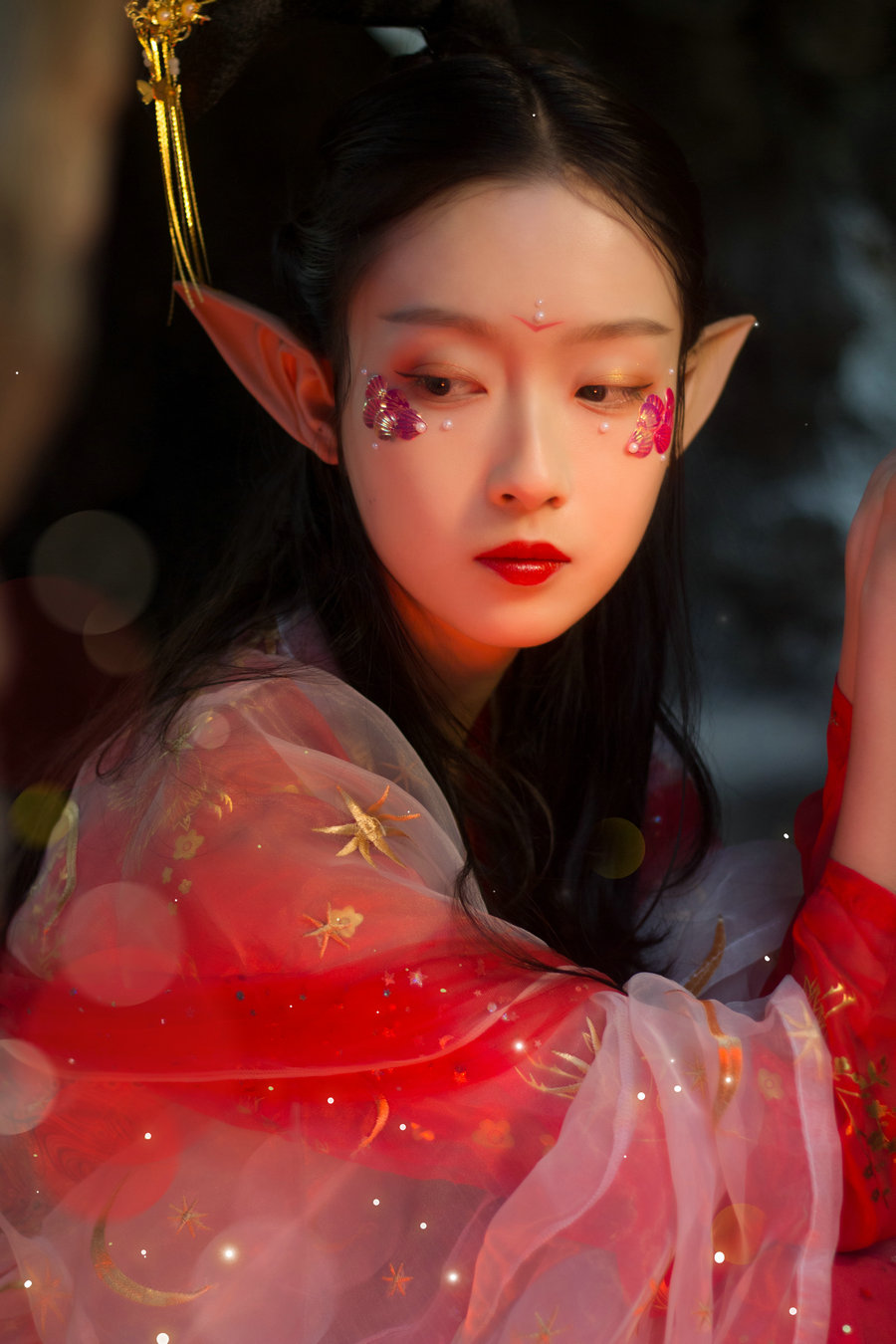 [YITUYU]艺图语 2023.06.09 洞穴里的鲤鱼精 小鱼 [19P-99MB]