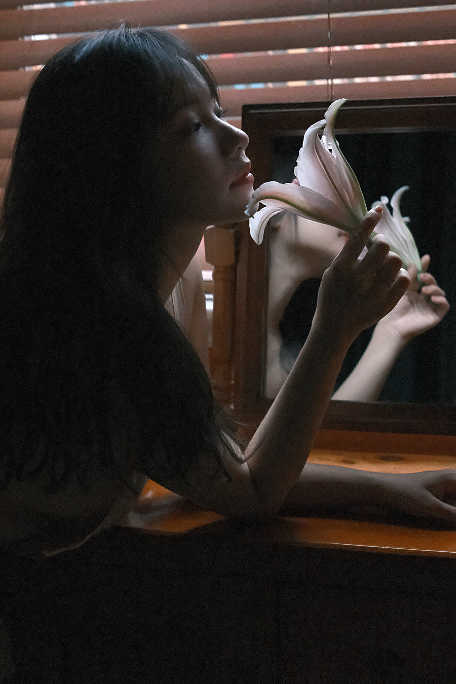 [YITUYU]艺图语 2025.09.08 鎏光爱人 小肥羊不吃腊肠 [17P-151MB]