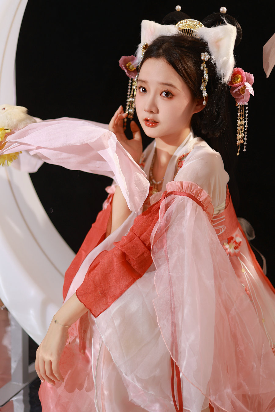 [YITUYU]艺图语 2023.06.03 小荷花 柚二白白 [24P-150MB]