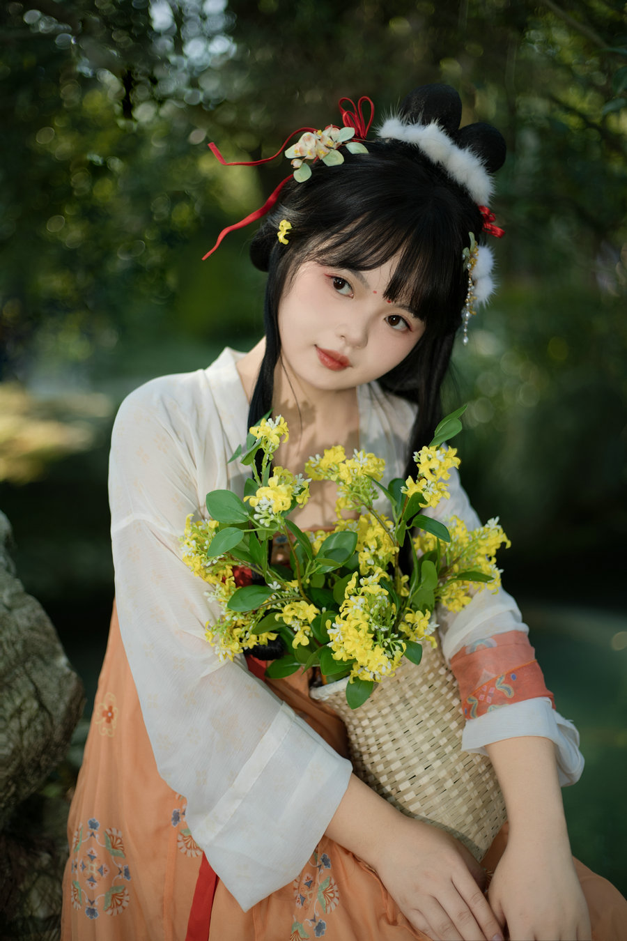 [YITUYU]艺图语 2025.09.18 春日来信 之之 [25P-270MB]