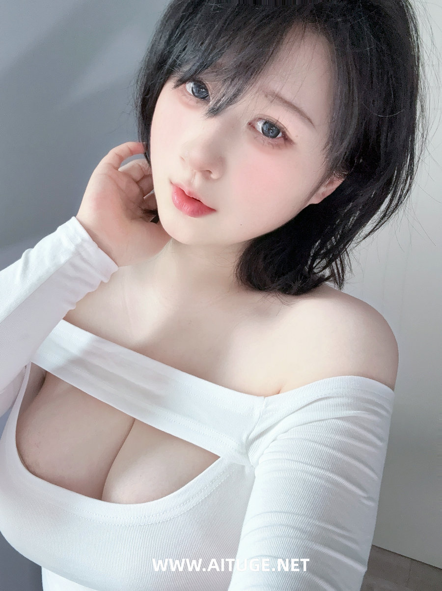 Zyra秋 - 妈妈的裙子 [47P-215MB]